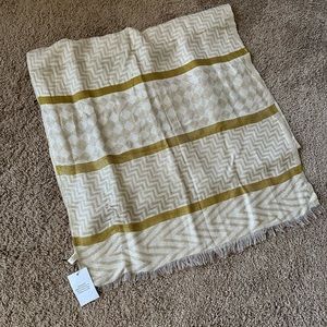 CREAM & GOLD FRINGE END SCARF - NWT